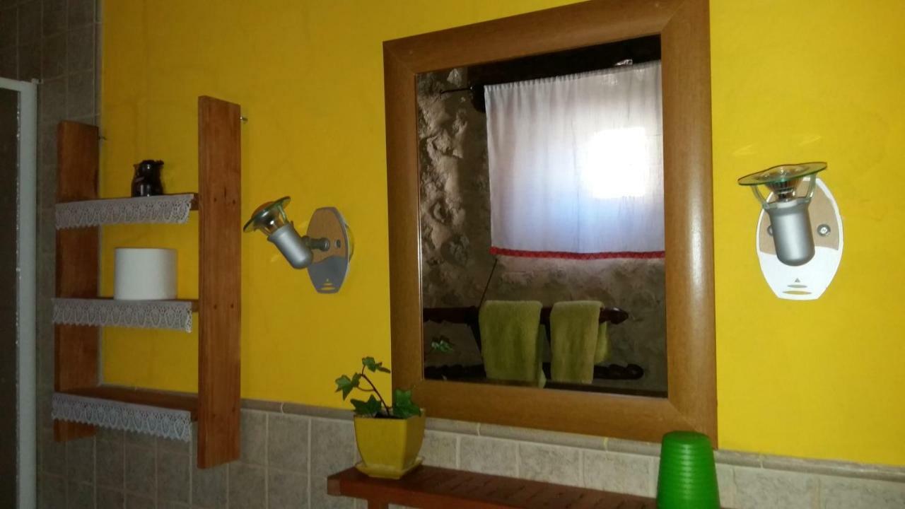 Casa Rural Calle Real Acomodação com café da manhã Torremocha de Ayllón Exterior foto